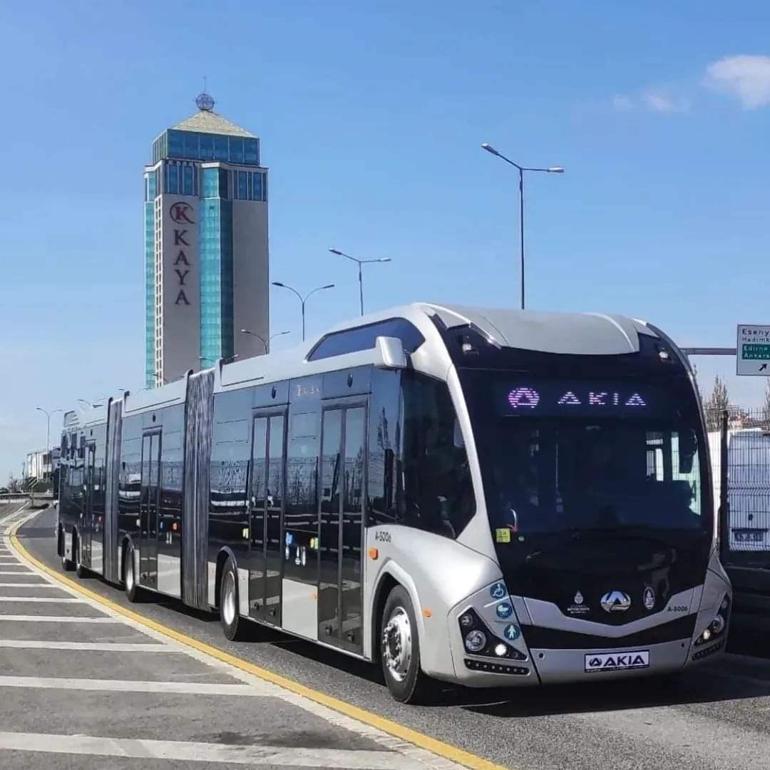 تست اتوبوس برقی آکیا به جای تبریز در استانبول