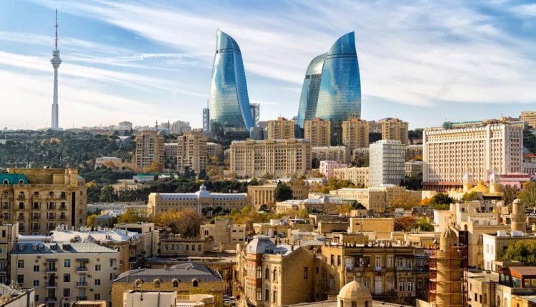 آذربایجان مرز خود را بست